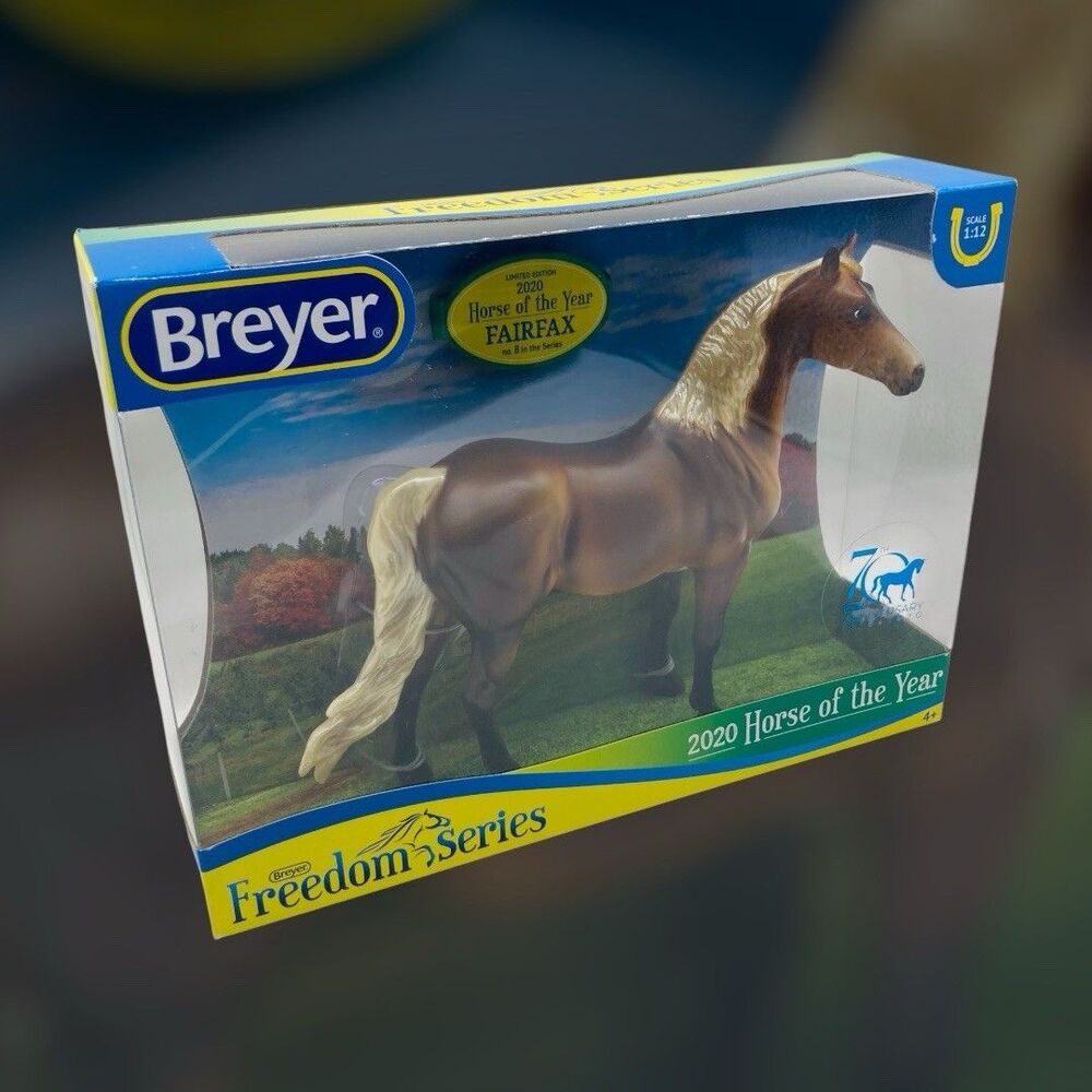 Breyer #62120 Fairfax 2020 Horse of the Year 70th Anniversary Freedom Series - Picture 2 of 11